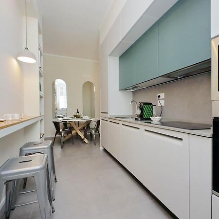 Ych-Montebello - Rooms Rome Exterior photo