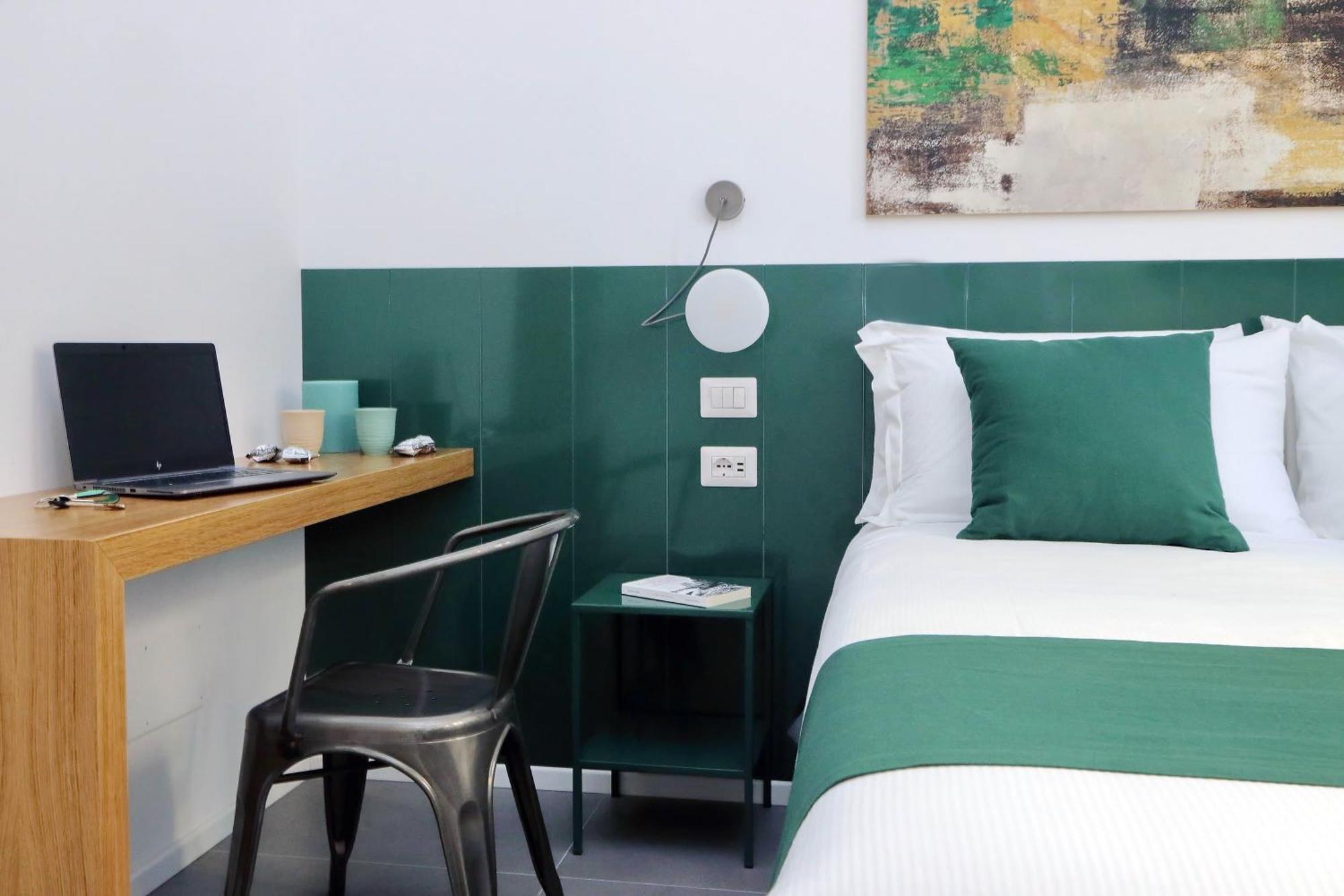 Ych-Montebello - Rooms Rome Exterior photo